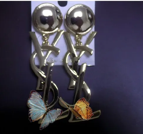 

Fashionable women's alloy earrings