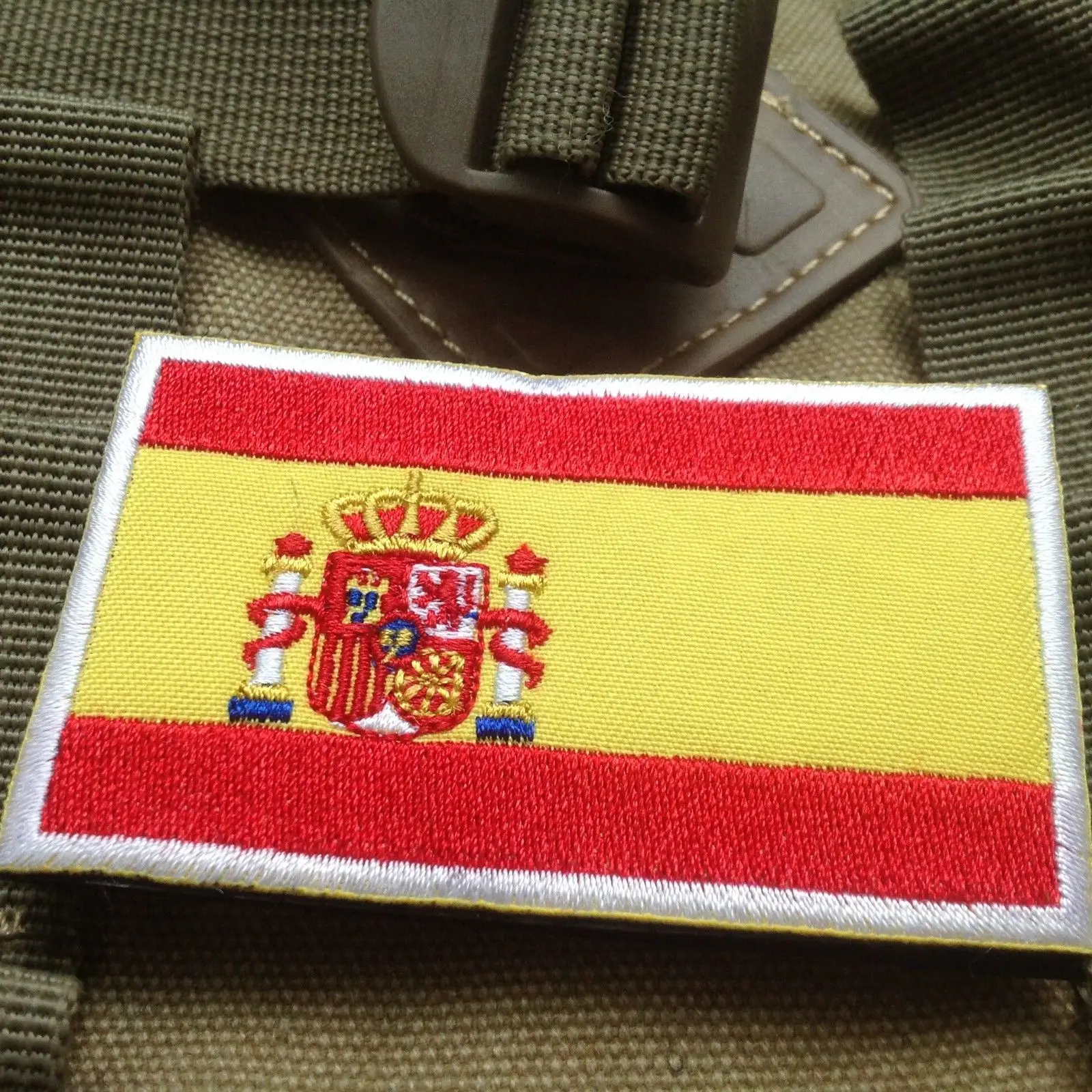 

Spanish Flag Magic Sticker Hoop & Loop Spain Army Flag 3D Embroidery Magic Sticker Hoop & Loop Armband Epaulet Patch