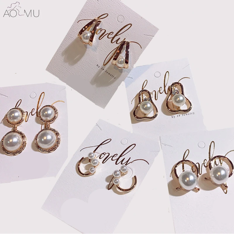 

AOMU 2018 New Design Vintage CHIC Geometric Circle Triangle Gold Metal Small Pearl Stud Earrings Set for Women Girl INS Earrings