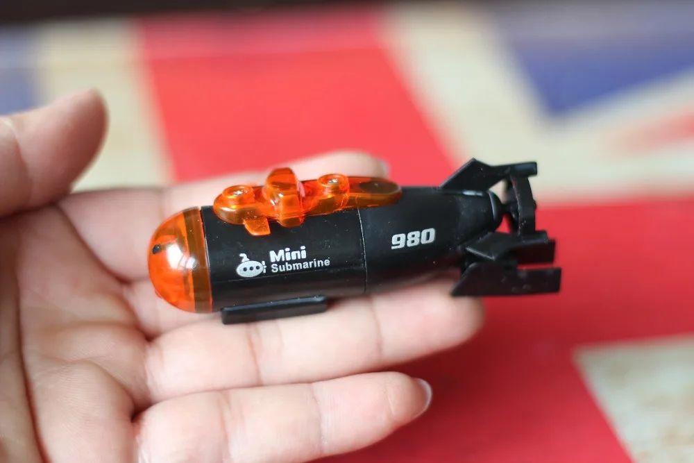 

Newest 8cm RC Submarine toys for children boys gift fun summer water toys navy army remote control