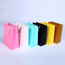 300 шт./лот изготовленным на заказ логосом с принтом крафт-бумага сумка с витая рукоятка дешевой цене многоразовые сумки для покупок 25 см x 12,5 см х 30 см; ; Прямая поставка;