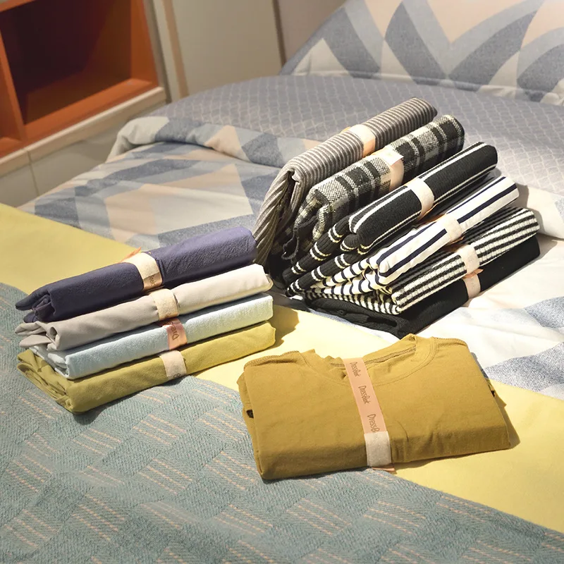 

Plastic Clothes Folding Frame T-shirt Clip Clothespin Cloth Storage Wardrobe Closet Fast Folding Organization 10 Pieces / Set