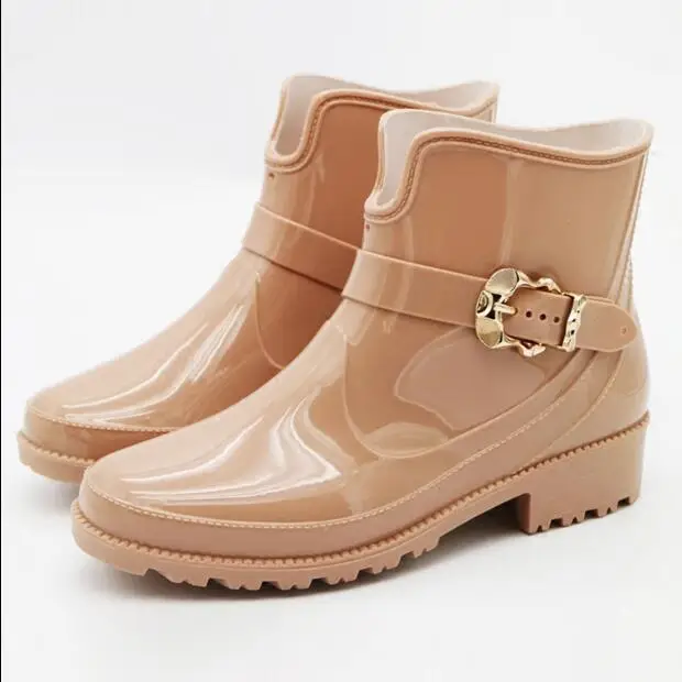 bottes femme plastique