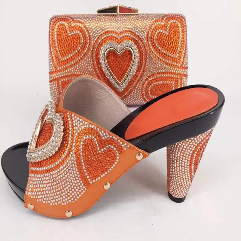 

Beautiful orange women round heel shoes match handbag set with rhinestone heart style african pumps and bag for dress V226
