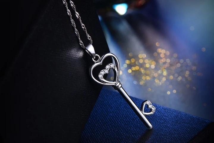 720silver key pendant necklace