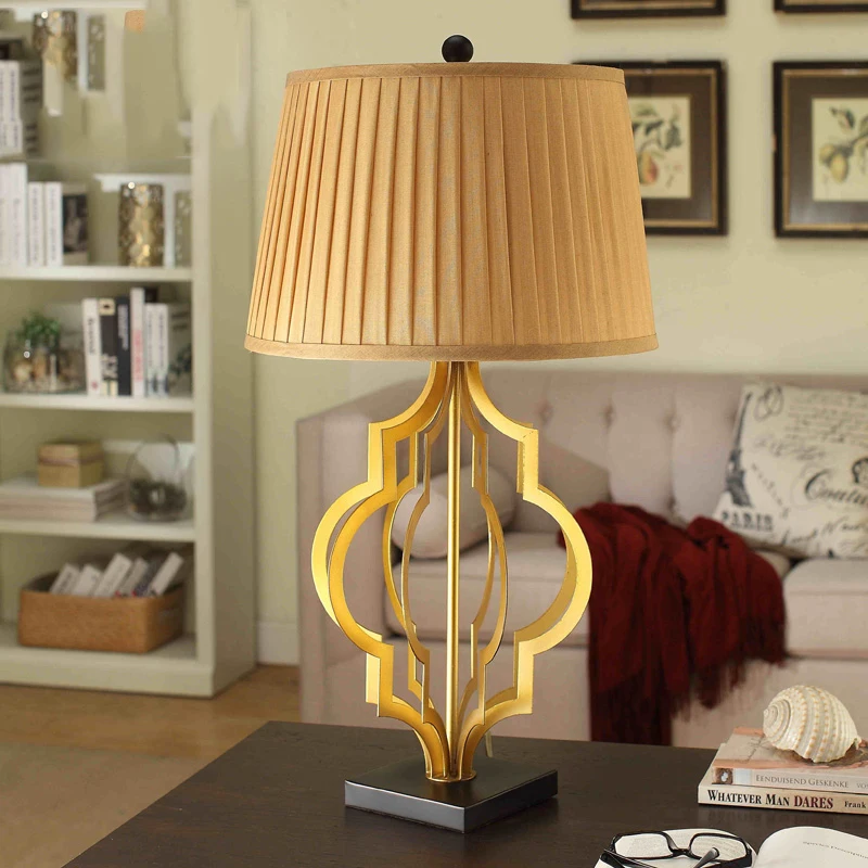 

American Village European Creative Home Decorations Ornaments Fashion Metal Gold Desk Lamp Bedside Table Lamps abajour