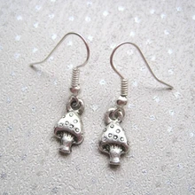 46 пар* милый маленький табурет* серьги волшебный гриб тибетский серебряный Подарочный мешочек 30 мм LK707