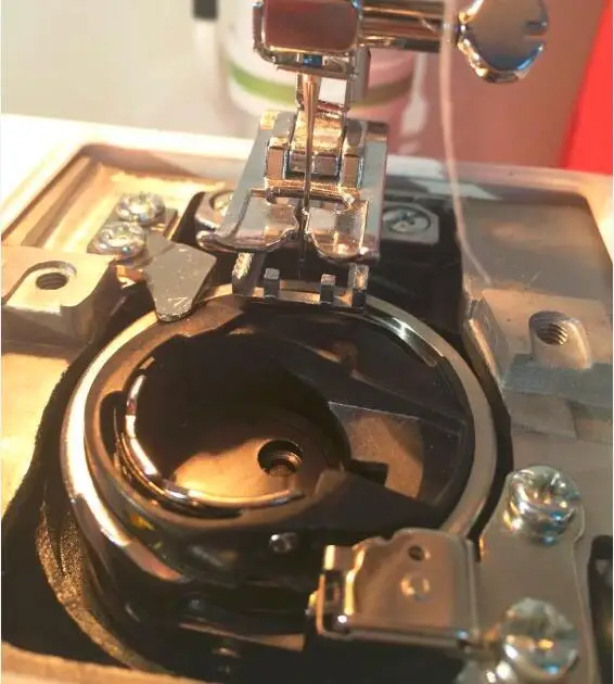 Sewing Machine Parts BROTHER BOBBIN CASE XC40 HE 40PKG NV Enchanting Brother Sewing Machine Bobbin Case Sewing Machine Parts BROTHER BOBBIN CASE XC40 HE 40PKG NV Enchanting Brother Sewing Machine Bobbin Case