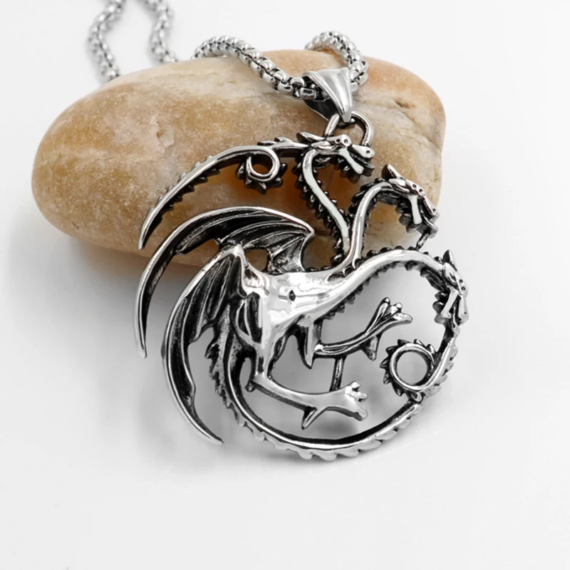 

Men Women Pendant LOT Game Of Thrones Necklace The Song Of Ice And Fire Daenerys Targaryen Dragon Badge Friendship Necklace