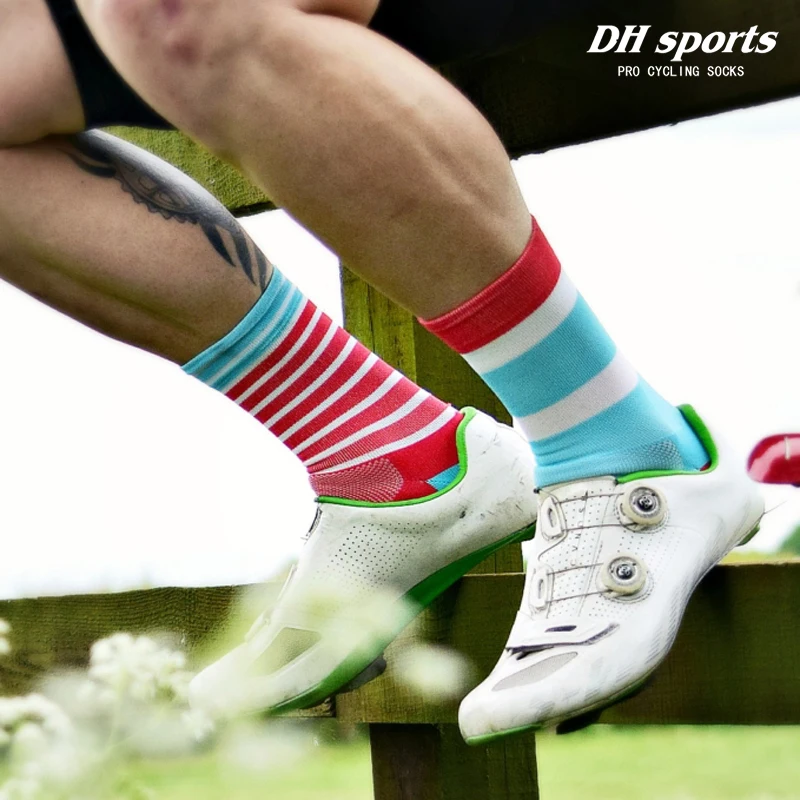 

DH SPORTS New High Quality Professional Cycling Socks Breathable Road Bicycle Socks Outdoor Sports Racing Bike Compression Socks