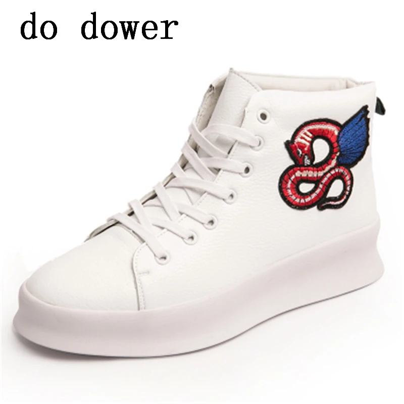 

New Men Spring Fashion Totem Snake Tiger Shoes Leather Shoes Luxury Trainers Winter Male Adult Ankle Boots Casual Ankle Sneakers