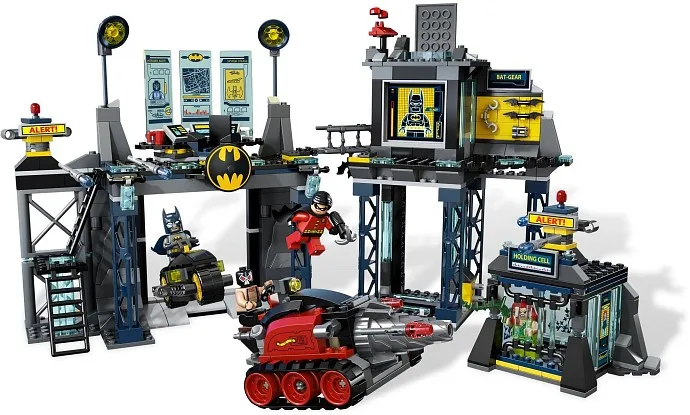 

Batman and Robin are holding Poison Ivy at the Batcave Movie Break-in 6860 Building Blocks Bricks Education Toys For children