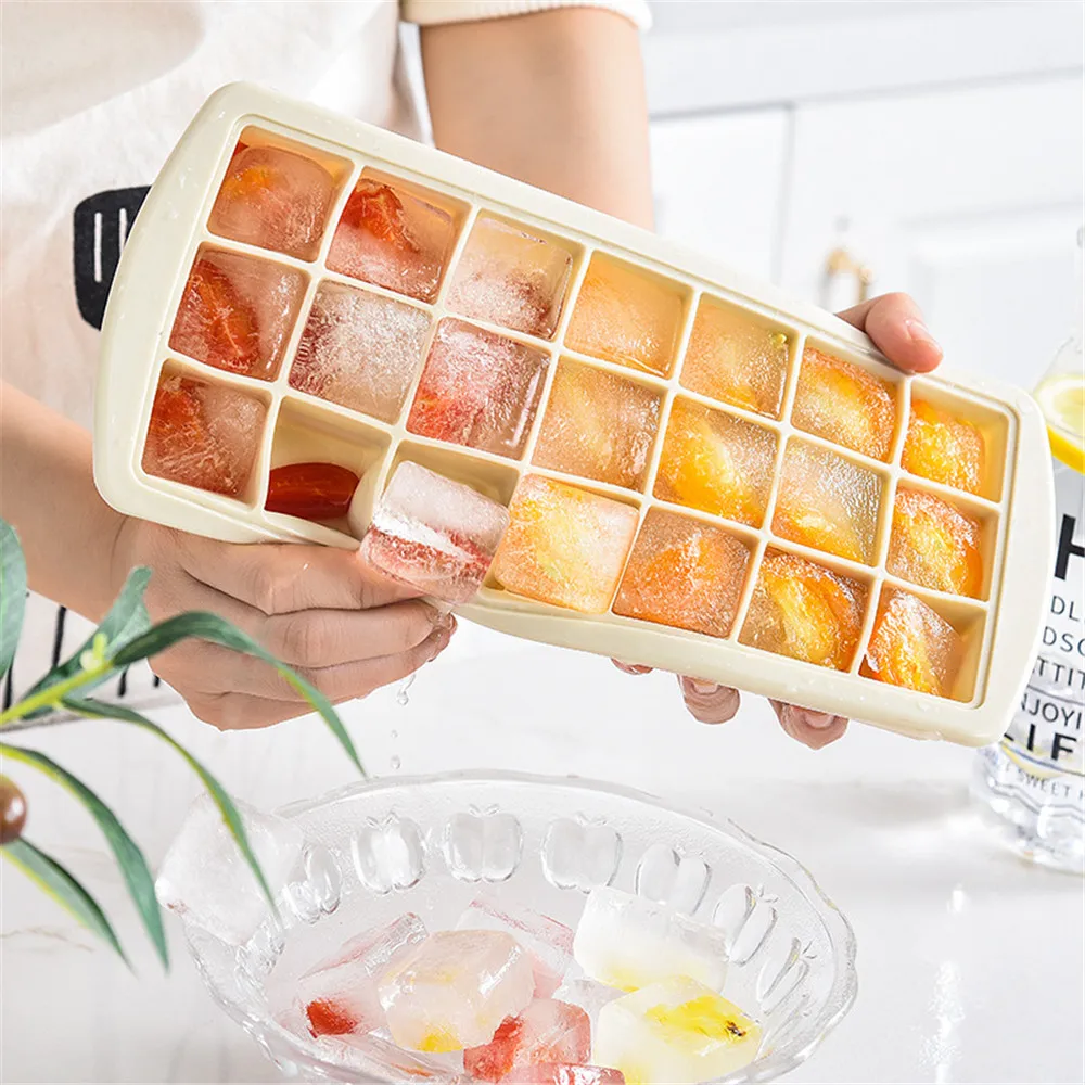 

21 Grids Creative Flower Shape Ice Cube Mold Silicone Molds Household Ice Cube Tray Fruit Ice Maker with Lid Kitchen Accessories