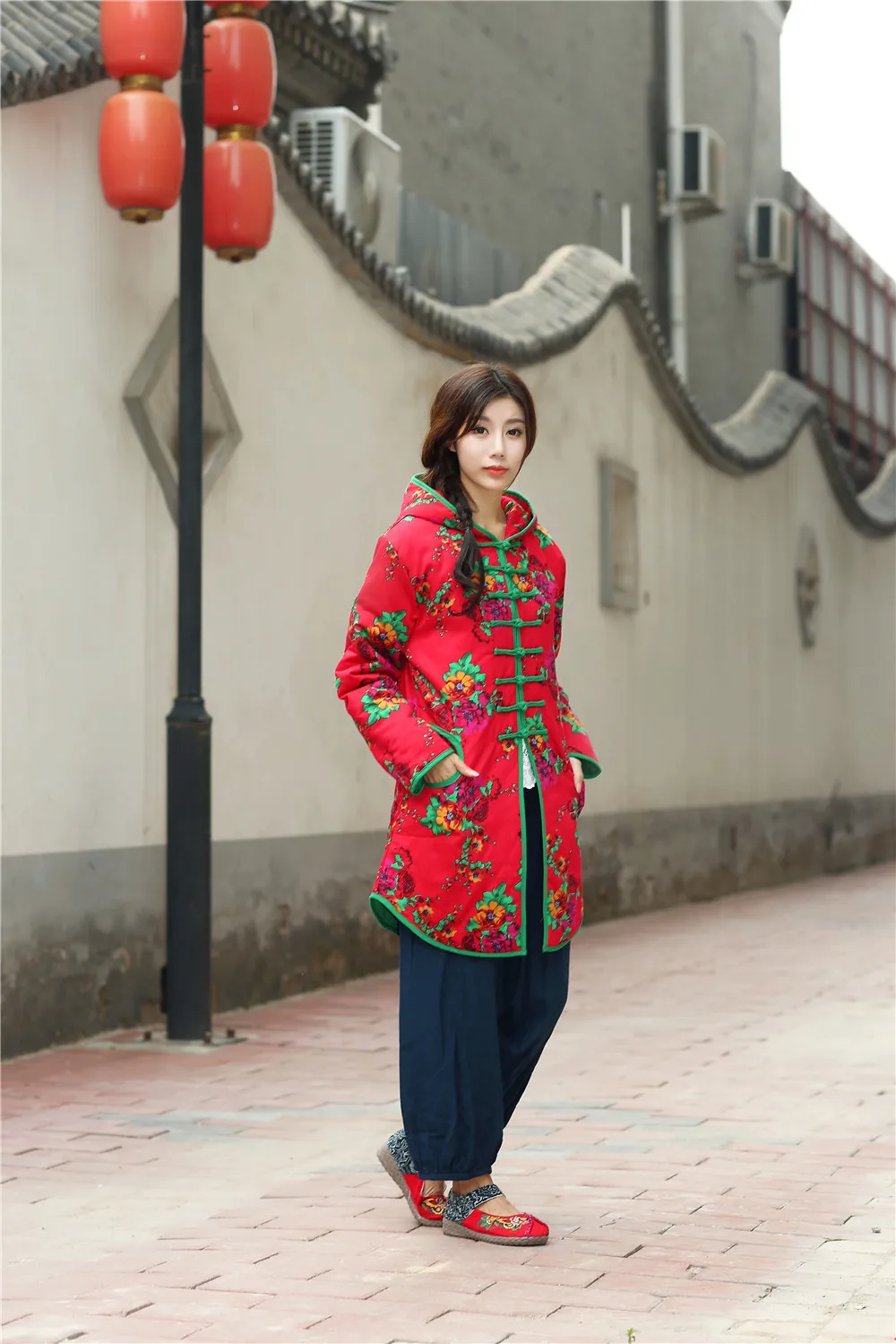 Осенне-зимняя куртка с капюшоном в китайском стиле в стиле ретро с лягушкой контрастного цвета и принтом куртка с хлопковой подкладкой ветровка