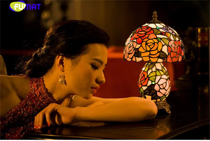 15Tiffany table lamps