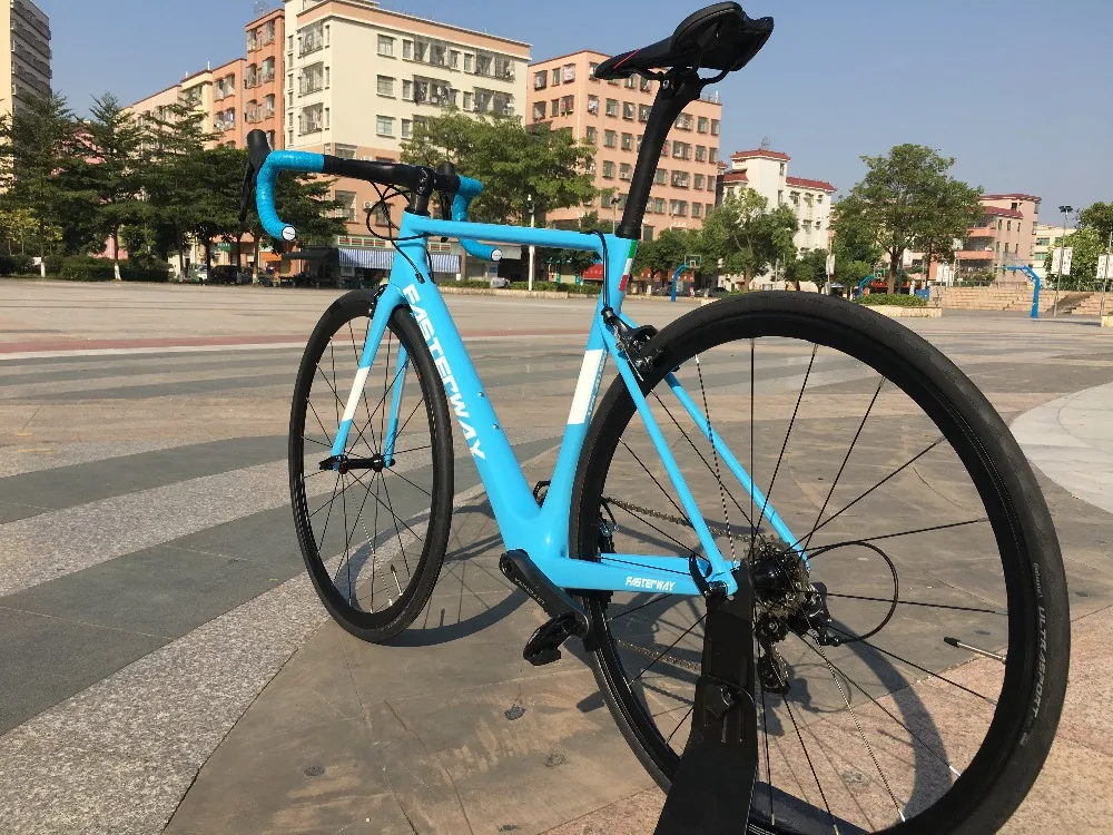 Sale 700C carbon Road Complete Bike 22 Speed 105 5800 Groupset TAIWAN brand light blue sky FASTERWAY CLASSIC D brake 49/52/54/56/58 31 Sale 700C carbon Road Complete Bike 22 Speed 105 5800 Groupset TAIWAN brand light blue sky FASTERWAY CLASSIC D brake 49/52/54/56/58 31