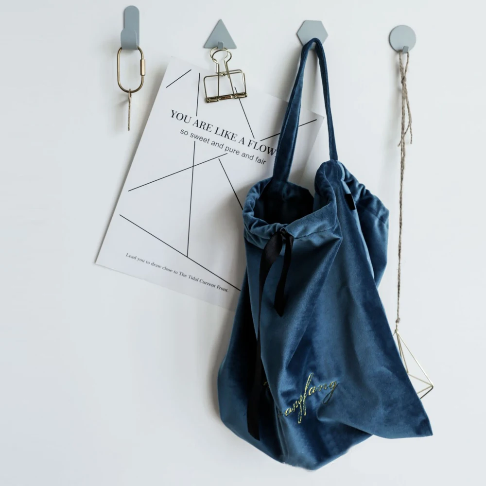 housekeeper on wall hooks on suckers wall housekeeper bathroom holder hooks for bathroom Strong viscose kitchen bathroom Tools (2)