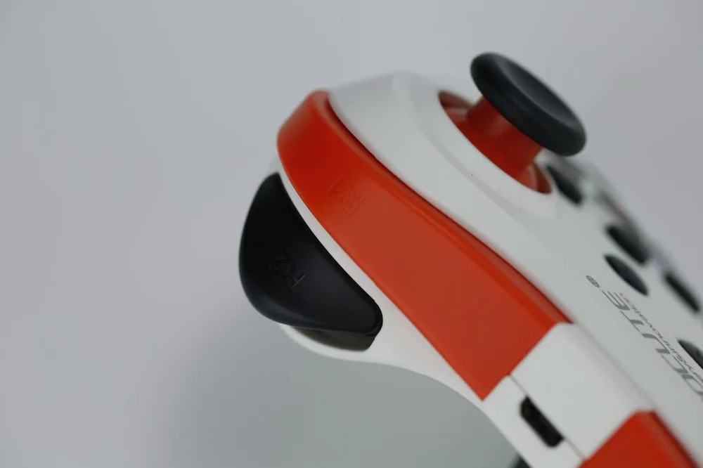  2018 HOT MOCUTE 056 Wireless Bluetooth Gamepad PUBG Controller Joystick for IOS and Android System 