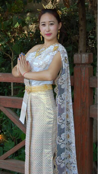 Китайская вышивка одежда дай принцесса Таиланд свадебное платье дай невесты белый без рукавов Один шаль на плечи свадебный наряд - Цвет: No accessories
