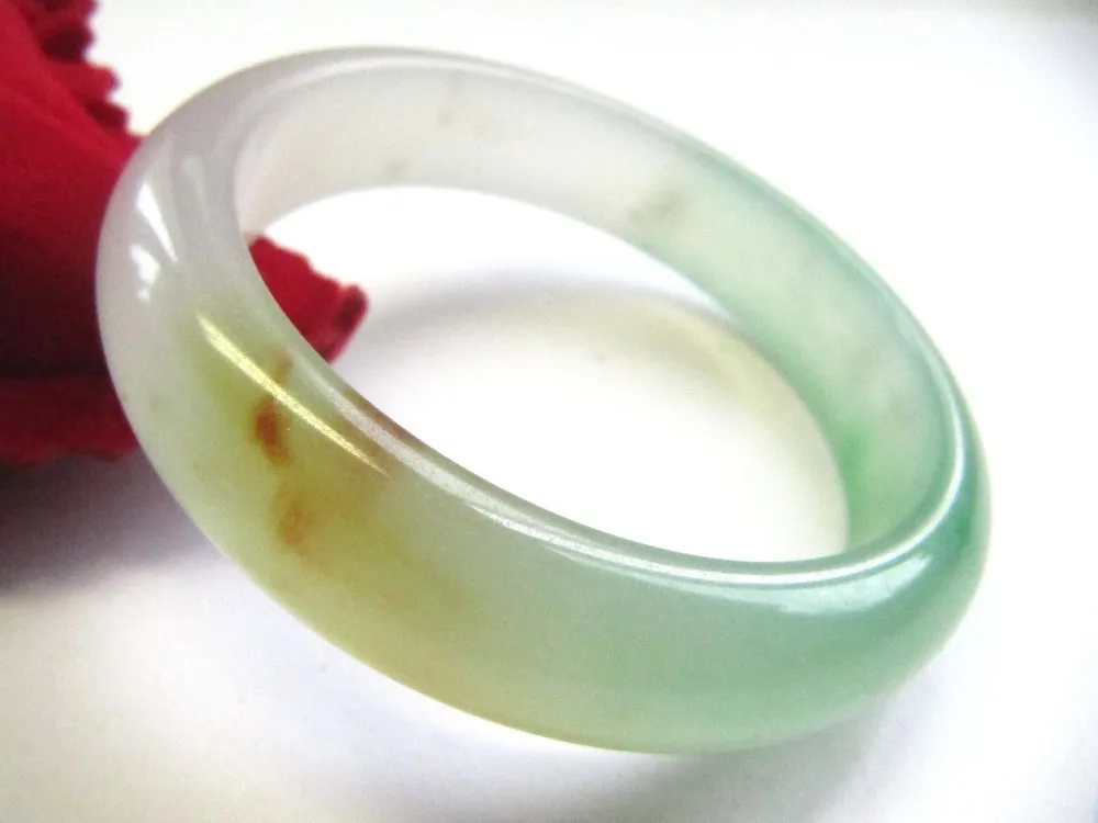 

free shipping 1316 ELEGANT Chinese Green Smooth Jade / Jadeite Bangle / Inner Diameter