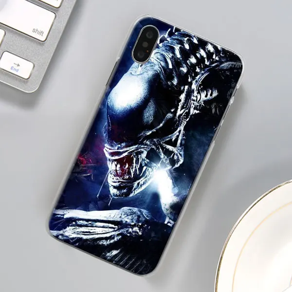 Alien vs Predator Phone Case for Apple iPhone X XR 7 8 Plus 6 6s Plus XS MAX SE 11 Pro Max Phone Case Coque - Цвет: 14