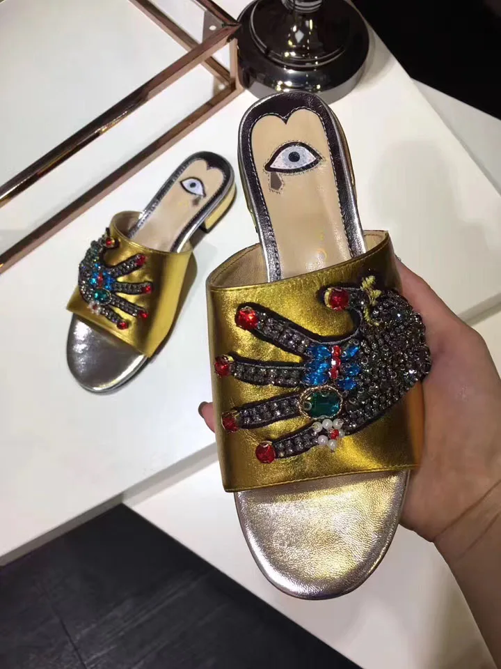 

2018 Gold Summer Slippers Shoes Woman Crystal Square Heels Woman Casual Slippers Designer Leather Sandals Tide Cozy Woman Shoes