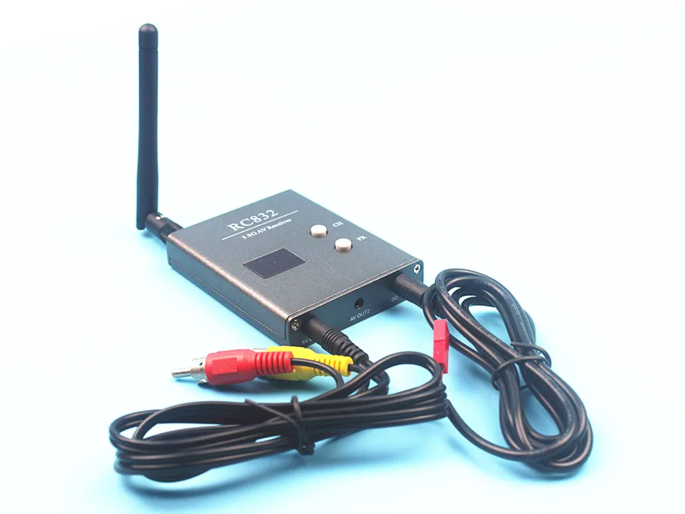 RC832_5