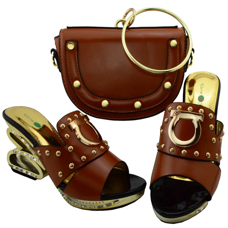 YM003 Brown
