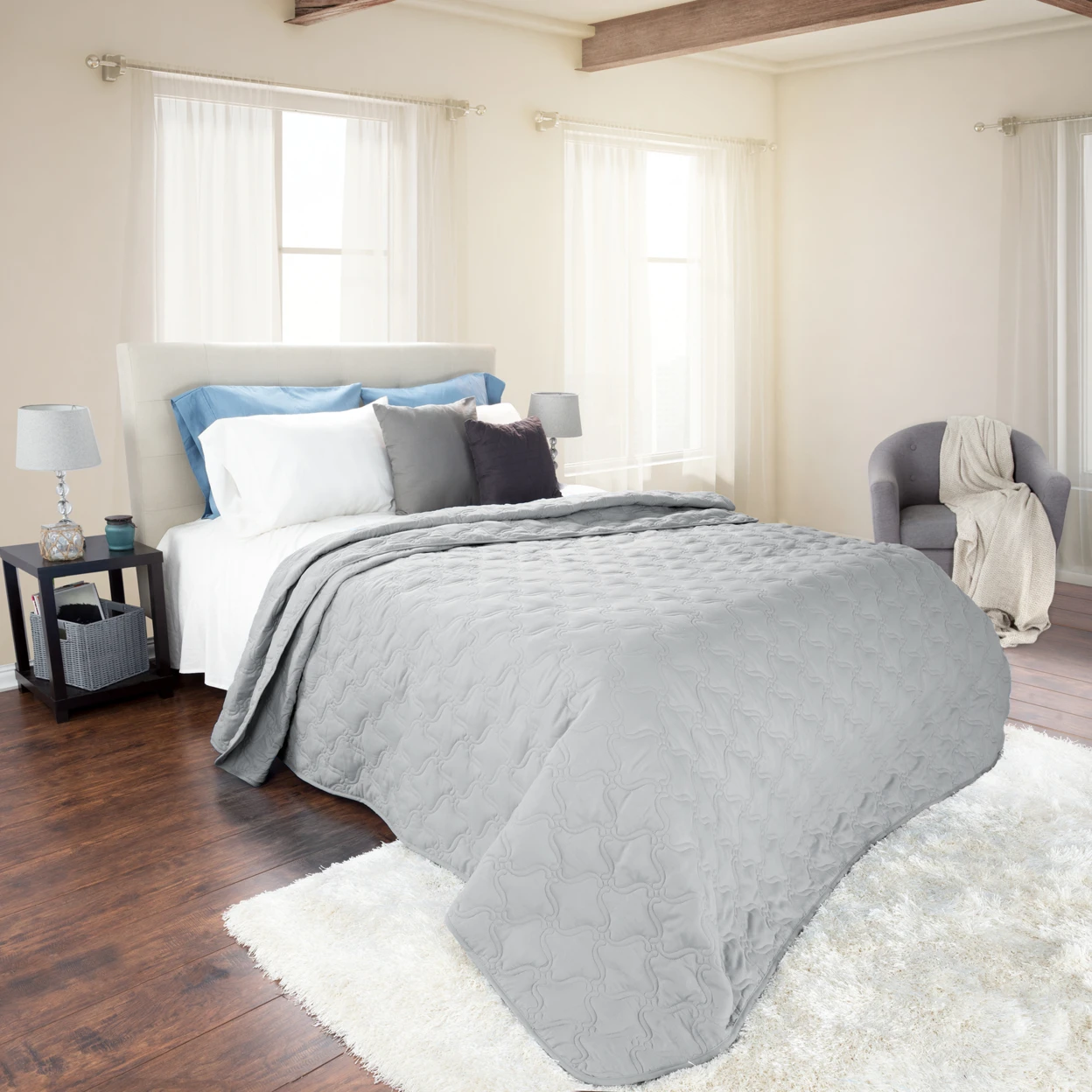 Solid Color Quilt by Lavish Home Twin - Silver (1)