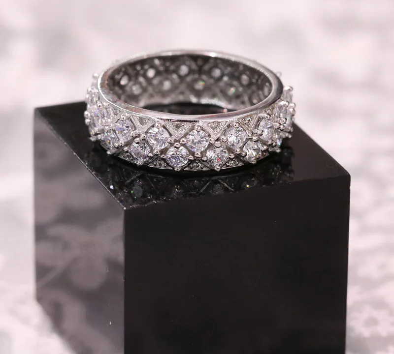 Yanleyu Luxury Fashion Lady Sparkling Full AAAAA Cubic Zirconia Engagement Ring 925 Silver Color Wedding Jewelry PR245