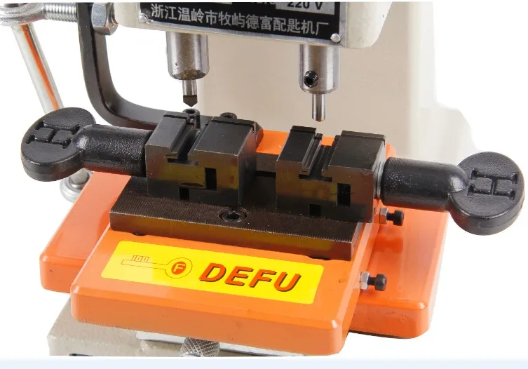 Free Shipping!!! 368A Modern Key Cutting Machine With Best Price  (220~230v or 110v~130v can supply)