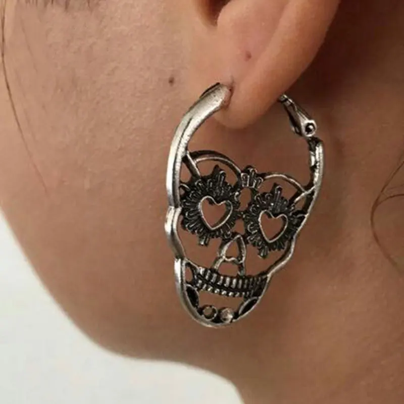 

Vintage Silver Color Skull Stud Earrings Retro Hollow Skeleton Piercing Ear Gothic Punk Jewelry Dropshipping