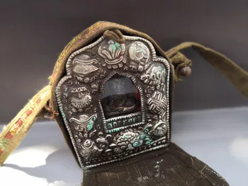 

China old Tibet knapsack niche for a statue of the Buddha