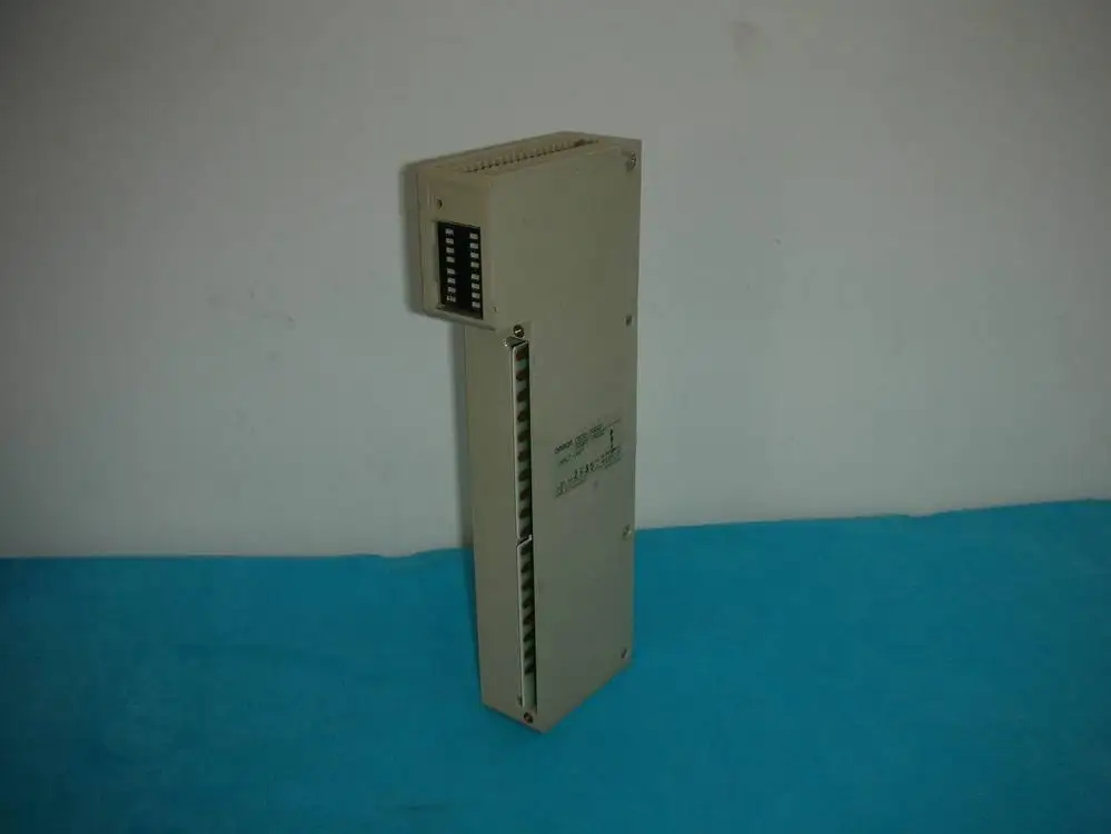 

1PC USED Omron PLC C500-IA222 / 3G2A5-IA222