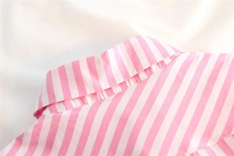 Летняя детская одежда Корейском стиле для малышей, Детский свитер хлопчатобумажная футболка в полоску для девочек; жилетка без рукавов; рубашка однобортный Топ Мода
