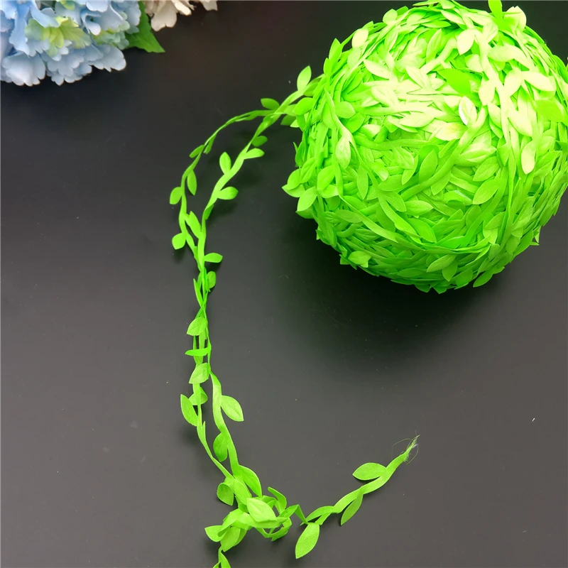 6 Meters/lot Silk Leaf-Shaped Handmake Artificial Leaves for Wedding Decoration DIY Wreath Gift Scrapbooking Craft Fake Flowers - Цвет: fluorescence  green