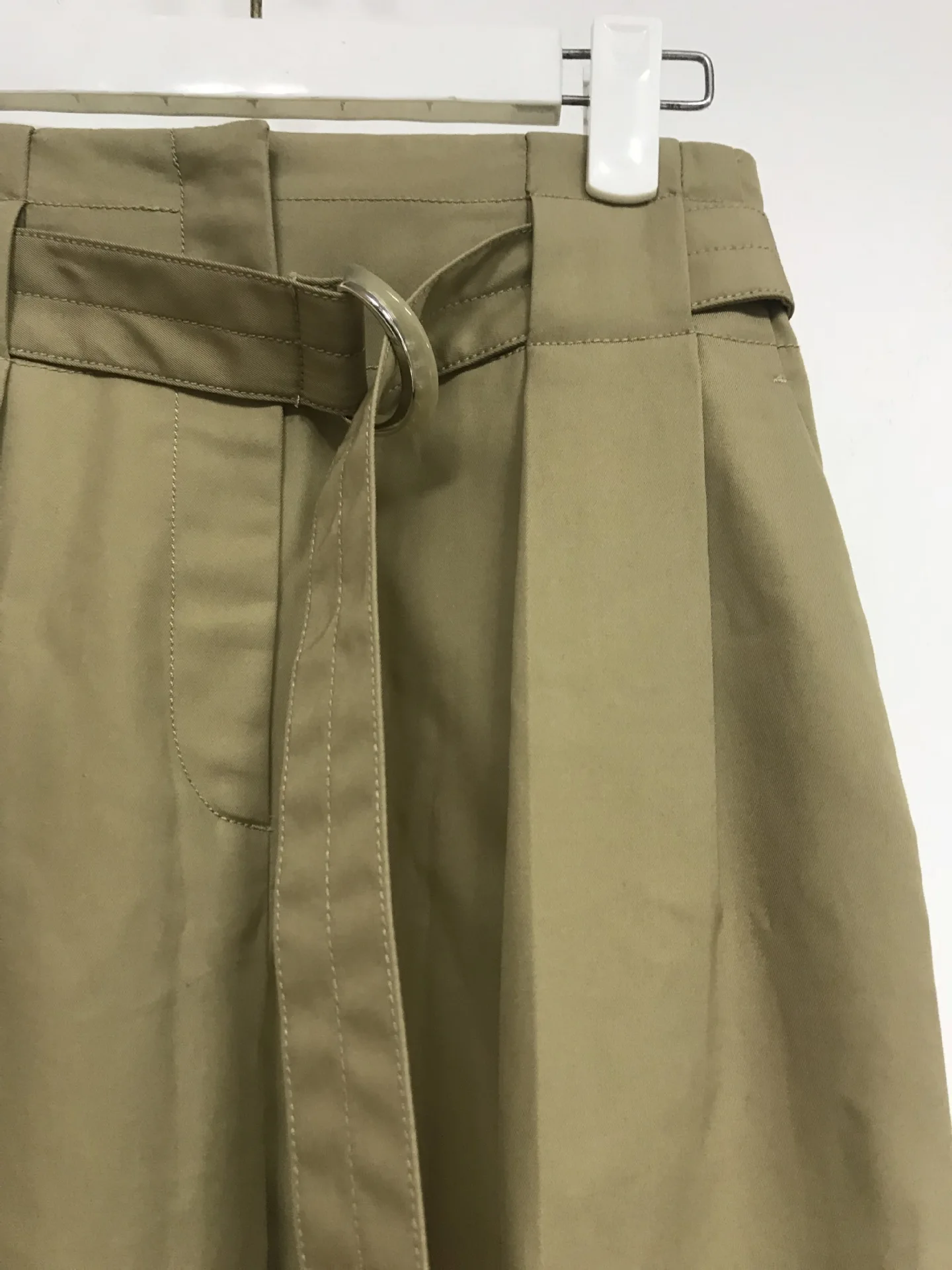 Spring and Summer 2019 New Gold Pure Temperament Leisure Button High-waist Women's Trousers Sashes Full Length Pants Women Spring and Summer 2019 New Gold Pure Temperament Leisure Button High-waist Women's Trousers Sashes Full Length Pants Women