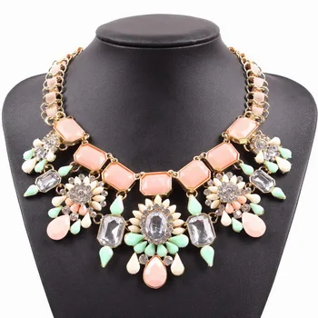 

August Fashion Brand Hot Sale Colorful Resin Flower Choker Necklace For Elegant Women Free Shipping