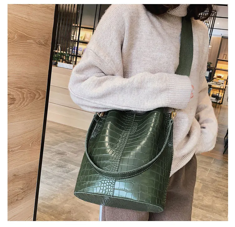 Large Capacity Alligator Bucket Bags Women Crocodile Pattern Handbag Casual Crocodile Shoulder Messenger Bags Ladies PU Purse