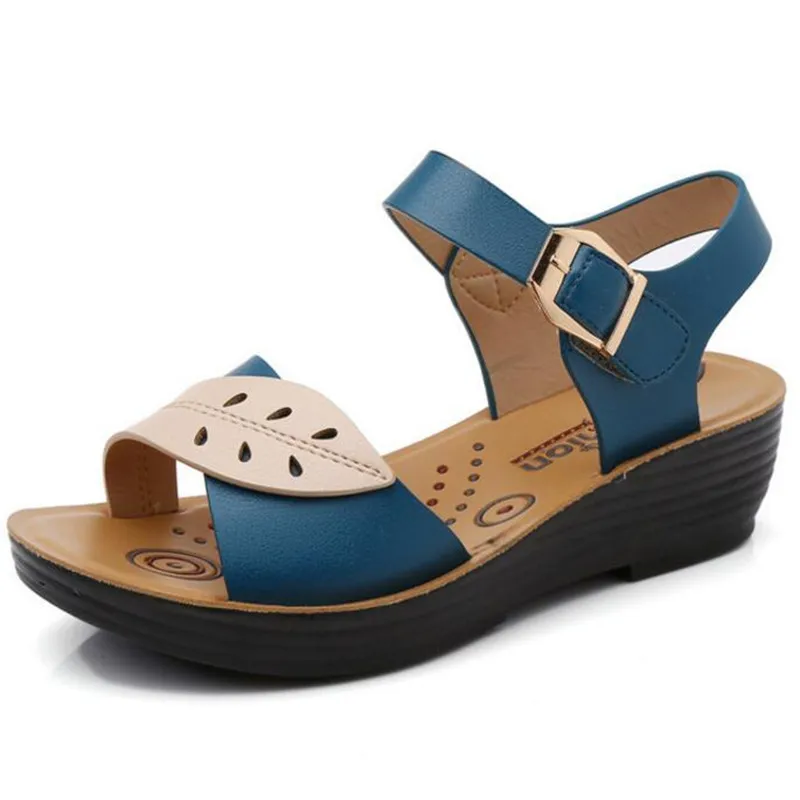 

2019 summer new mother sandals female flat bottom middle-aged comfortable non-slip soft bottom old people cool slippers 35--41