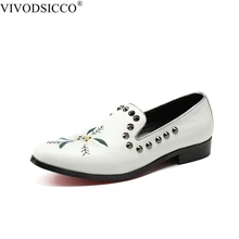 VIVODSICCO/Мужская Свадебная обувь для вечеринок; повседневные Мокасины из натуральной кожи; мужские лоферы; тапочки для вождения; обувь на плоской подошве с заклепками