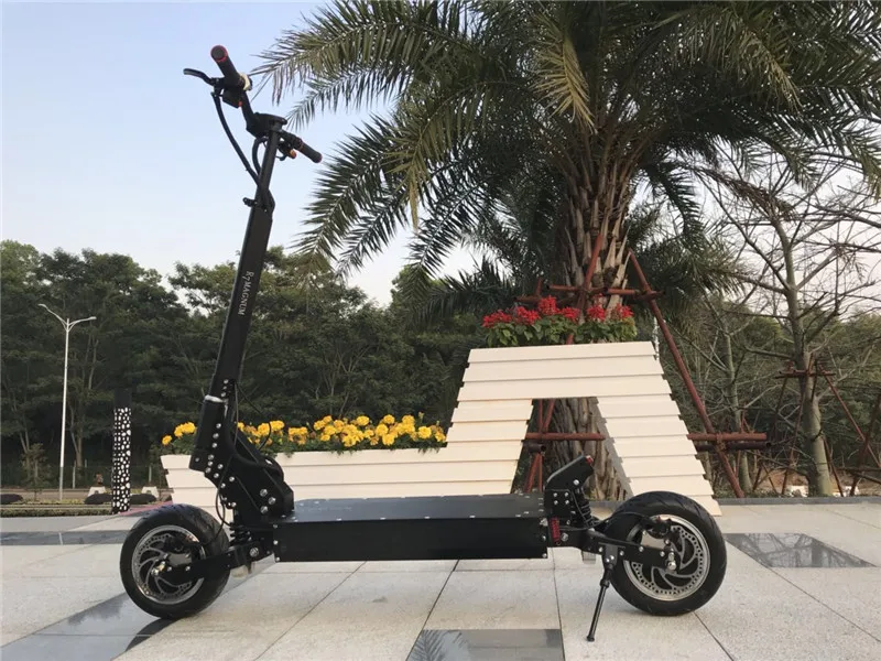 Top KWHEEL R7 60V Lithium Battery Electric Scooter Dual Motors 2800W E-scooter 12