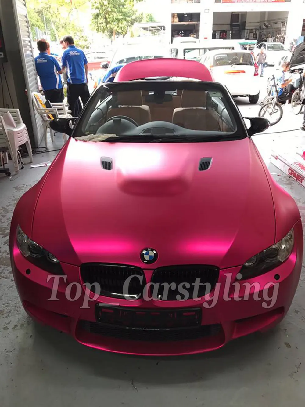 Hot pink satin chrome frozen car wrap foil matt chrome apa vinyle cover (4)