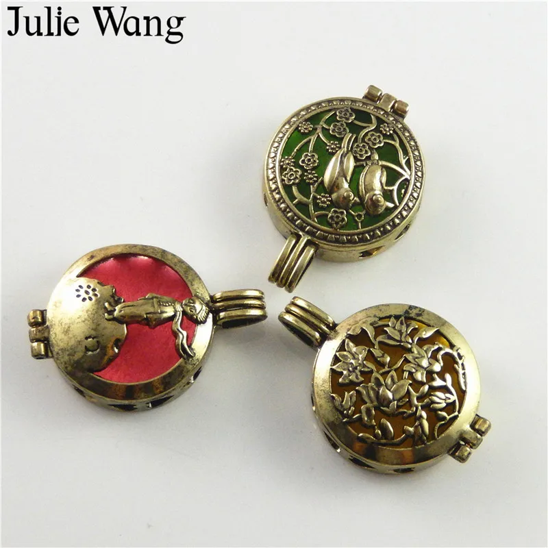 

Julie Wang 3PCS Alloy Antique Bronze Mixed 3 Patterns Essential Oil Diffuser Perfume Locket Charm For Pendant Jewelry Accessory
