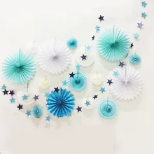 Set 17 okraskov za zabave iz papirja modro-beli sorti Pinwheels zvezdasti venci za rojstni dan