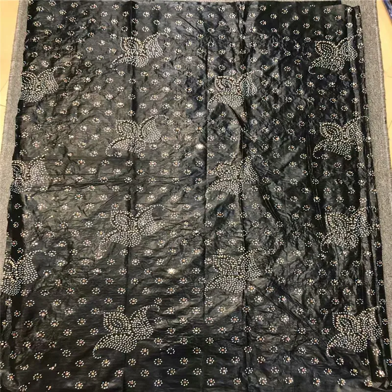 Y3