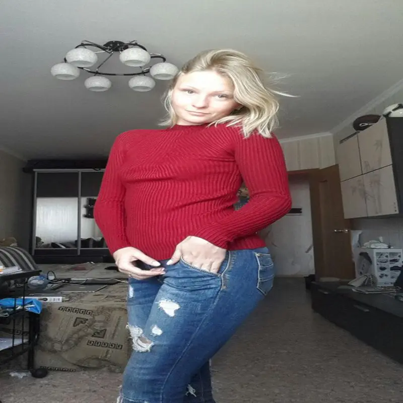 Новинка Модный женский свитер с высоким воротником сезон 2018 повседневные