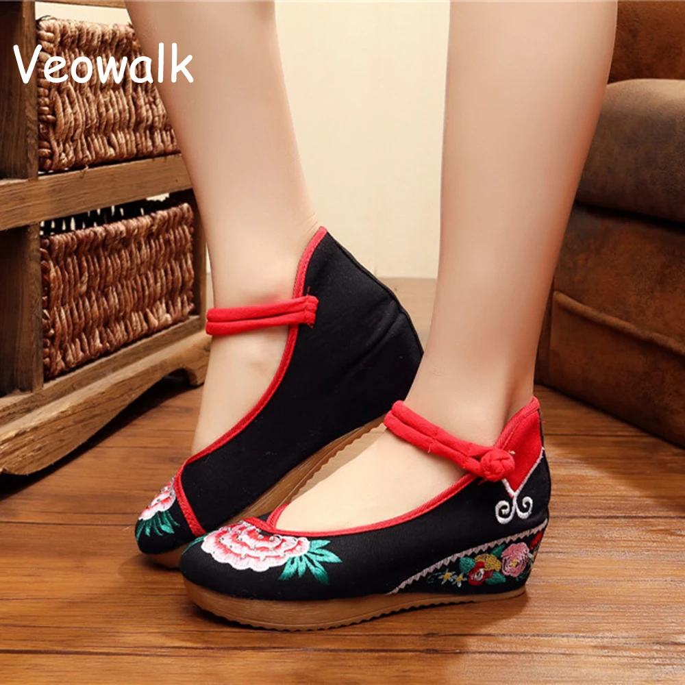 

Veowalk Flower Embroidered Women's Casual Cotton Platforms Wedge Shoes 5cm Mid Heels Ladies Denim Canvas Pumps Zapatos Mujer