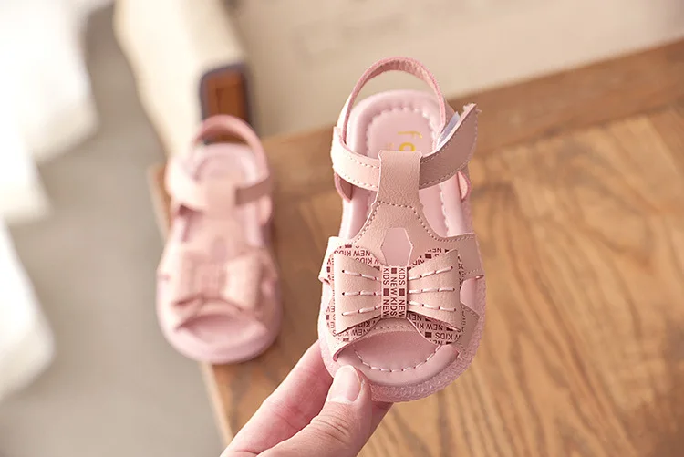 10745882095_1954750691