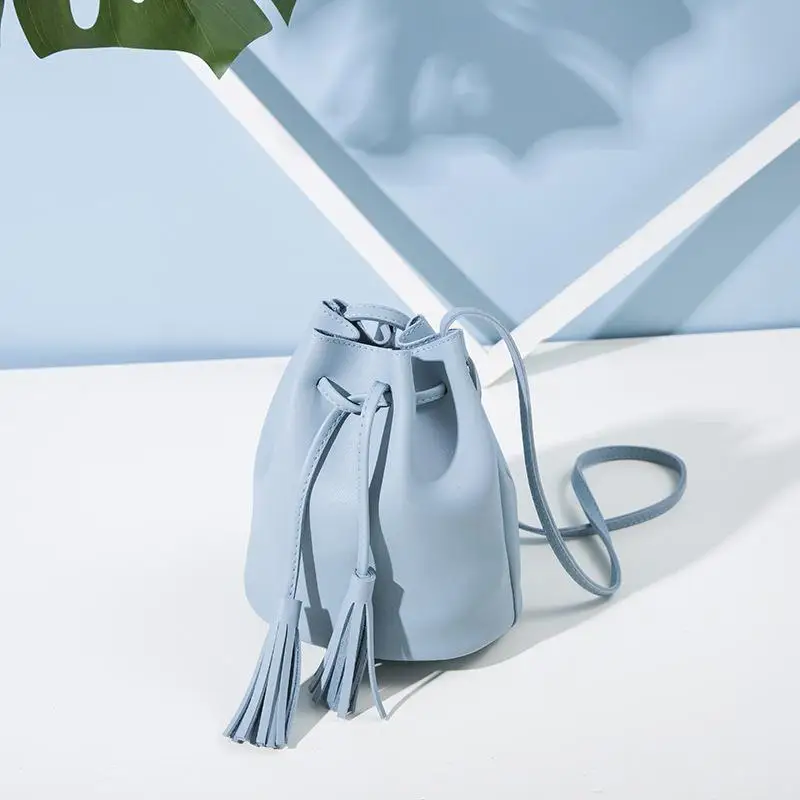 Women Fashion messenger bag All-match Solid Color Vintage Tassel Drawstring Bucket Shoulder Bag leather Fashion crossbody bags